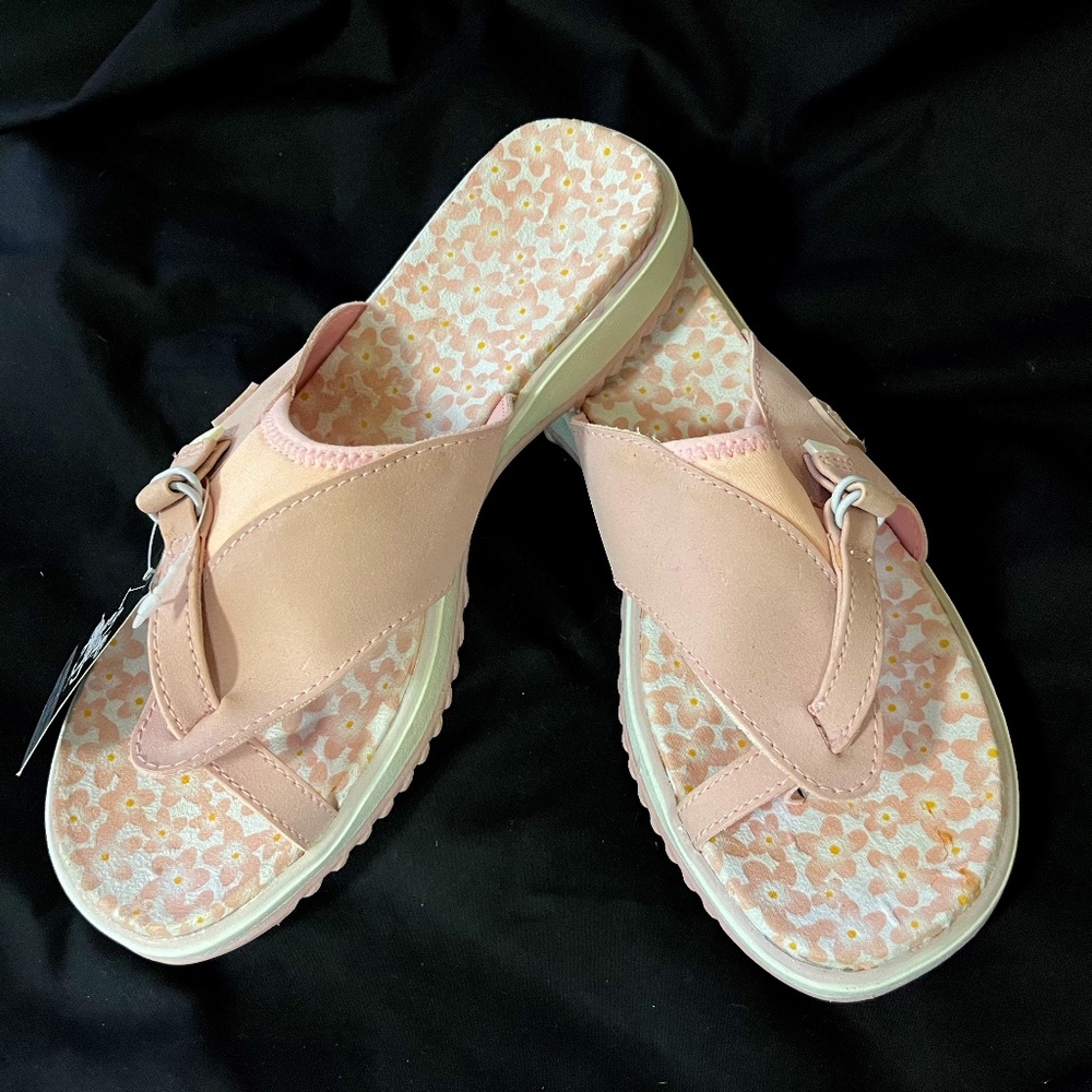 BRAND NEW "POLO CLUB" WOMENS SANDALS - SIZE 10!!!!